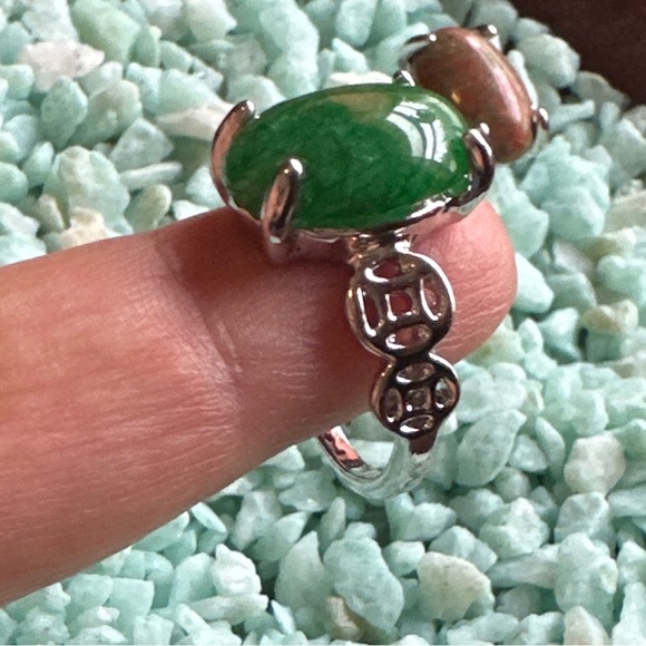 Green jade silver Victorian ring/wealth and good luck healing crystal - Picture 2 of 8